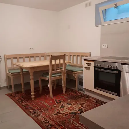 2 Jöbstl * Oberburgstall